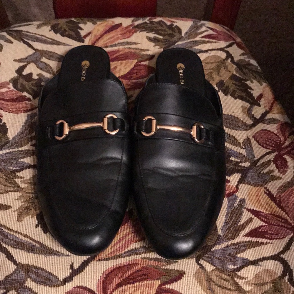 Black Slipons
